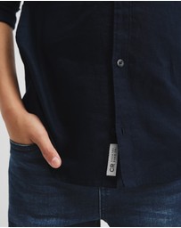 Country Road - Organically Grown Linen Shirt
