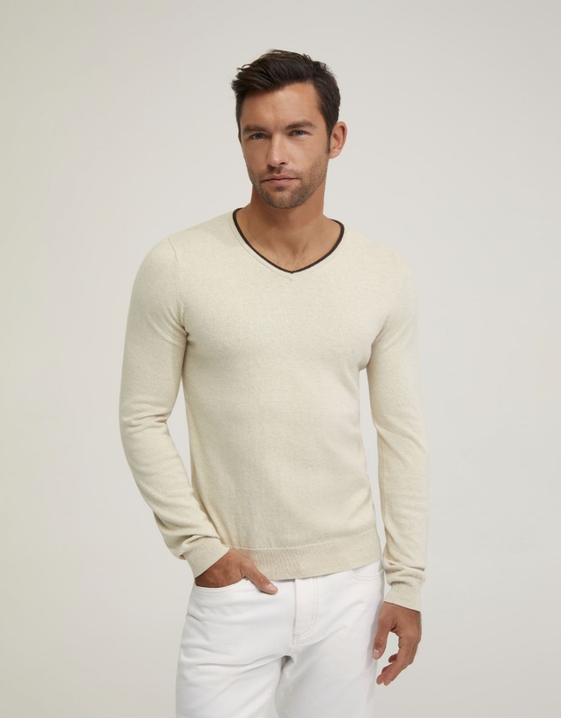 Oxford - Tipping V-Neck Knitted Top
