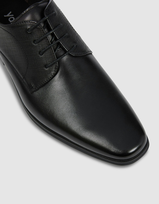 yd. - Richie Textured Shoe