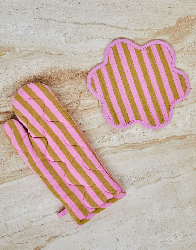 Mosey Me - Lilac Sprout Oven Mitt