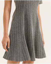 Review - Bonnie Tweed Dress
