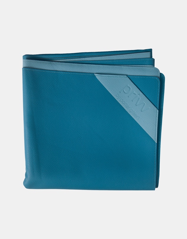 porter green - privv | vegan leather waterproof picnic rug