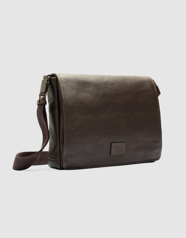 Rodd & Gunn - Newstead Messenger