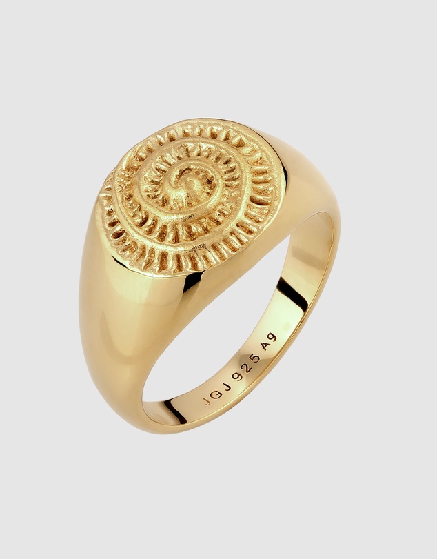 Kuzzoi - ICONIC EXCLUSIVE - Signet Ring with Spiral Shell Emblem in Gold-Plated 925 Sterling Silver