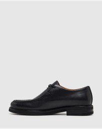 Oxford - Peyton Apron Toe Shoe