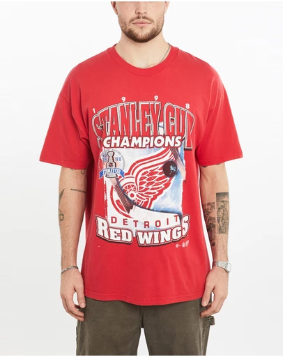 Vintage by The Real Deal - Pre Loved - Vintage 1998 NHL Detroit Red Wings Stanley Cup Tee