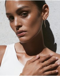 SAINT VALENTINE - Crescendo Drop Earrings - Gold