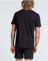 Vacancy Co - Vacant Tee