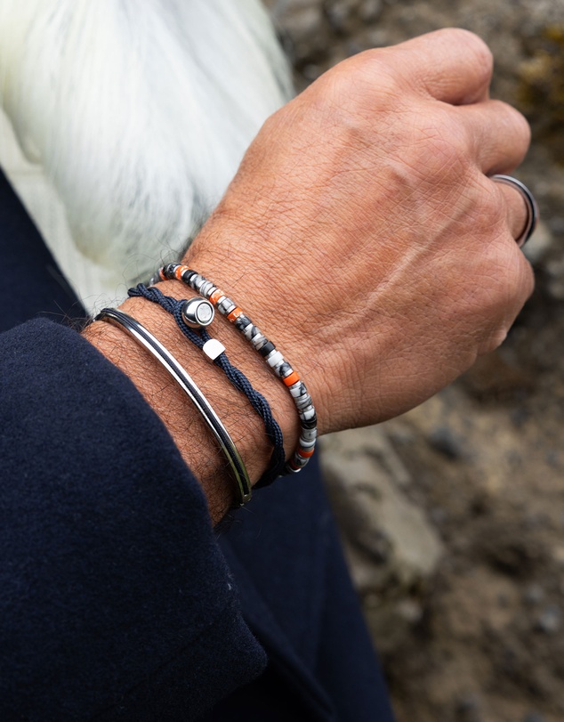 PIG&HEN - Navarch 4mm CLSD Cuff Bracelet