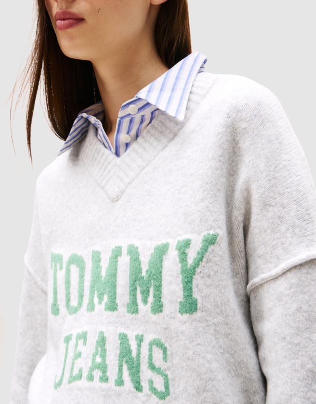 Tommy Jeans - Varsity V-neck Sweater