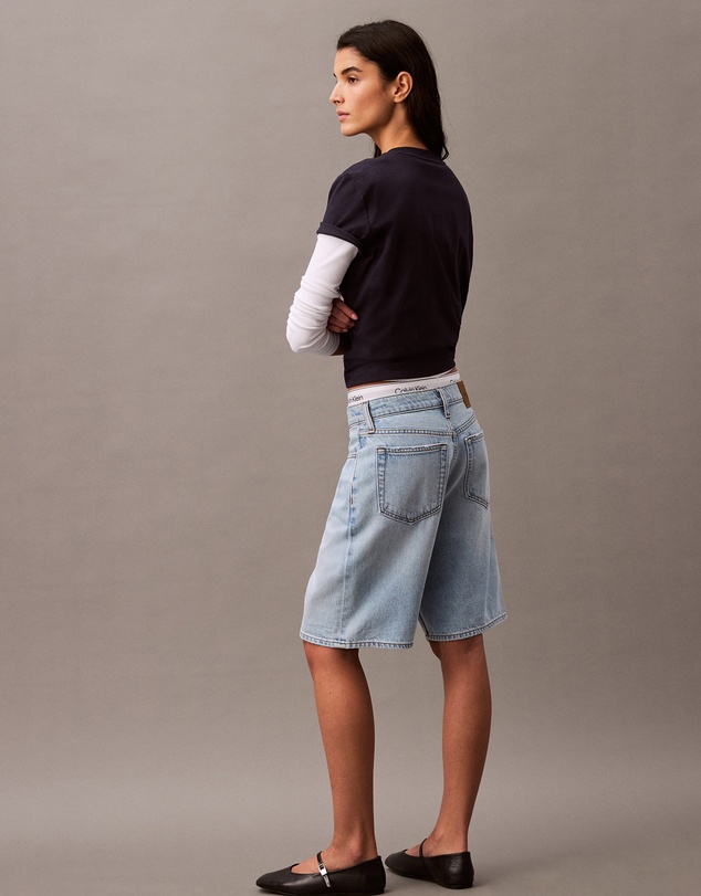 Calvin Klein Jeans - Flocked Logo Graphic Slim T-Shirt