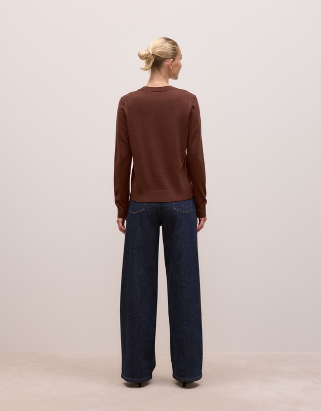 Trenery - Merino Classic Crew in Espresso