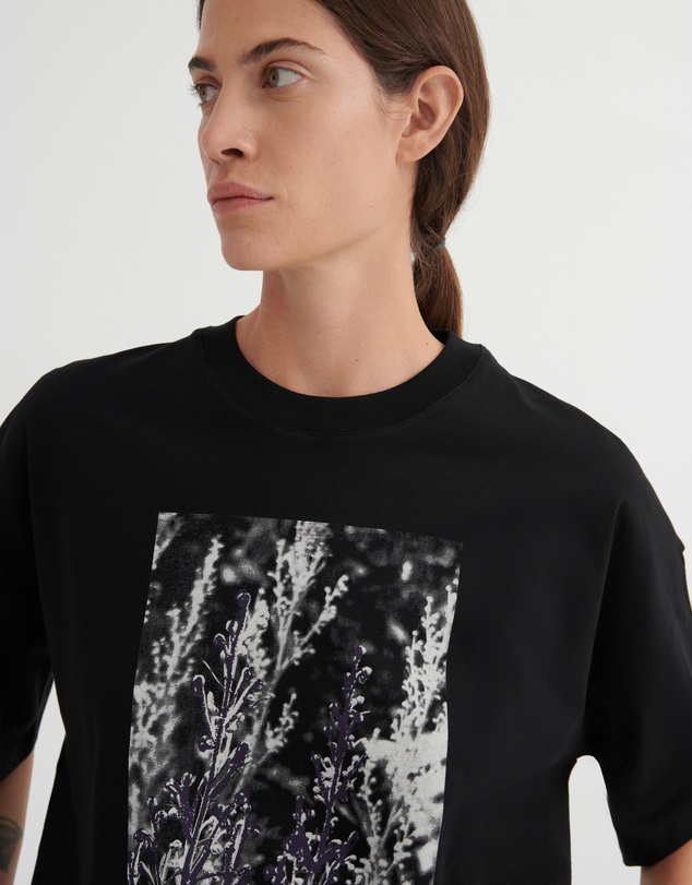 Kowtow - Scene Tee