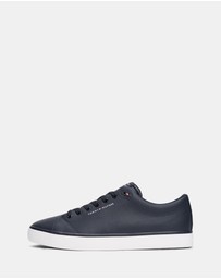 Tommy Hilfiger - Debossed Logo Trainers