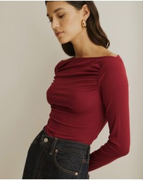 Atmos&Here - Gathered Off Shoulder Top
