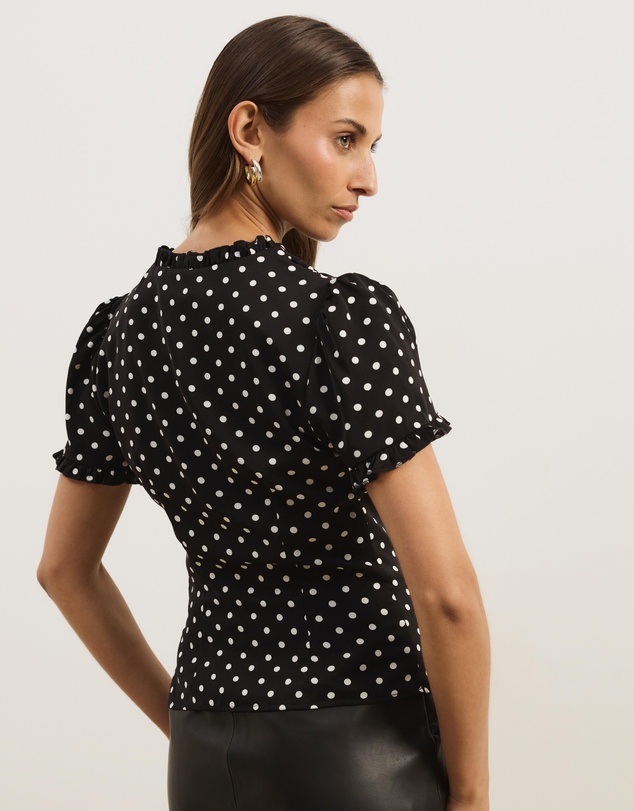 Atmos&Here - Meadow V-Neck Ruffle Blouse