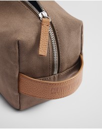 Country Road - Heritage Washbag