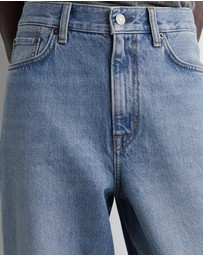 COS - Arch Tapered Jeans