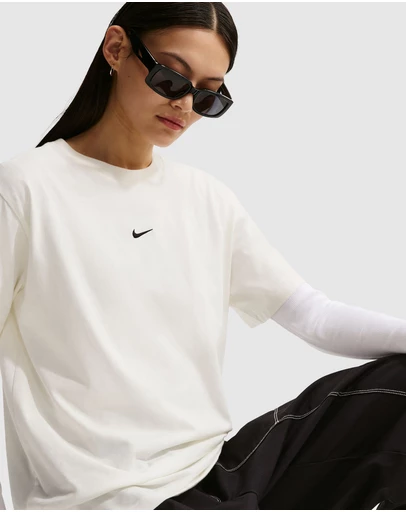 Nike - Sportswear Classic Oversized T-Shirt