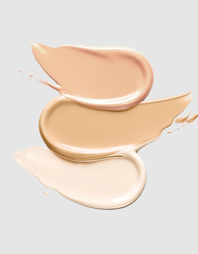 Elizabeth Arden - Flawless Finish Skincaring Foundation