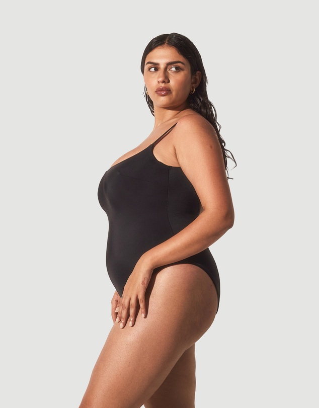 Form and Fold - The One Underwire D-G One Piece