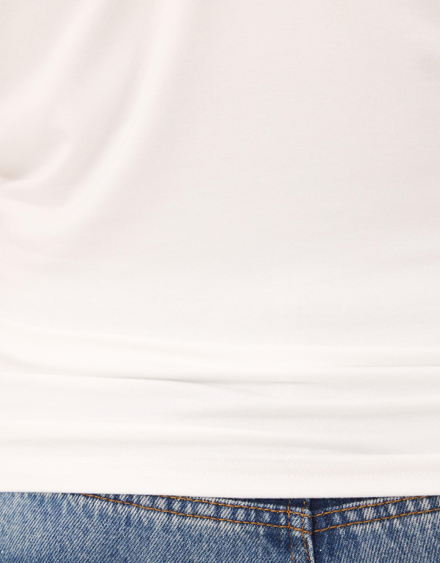 Atmos&Here Curvy - Sienna Cap Sleeve V-Neck T-Shirt