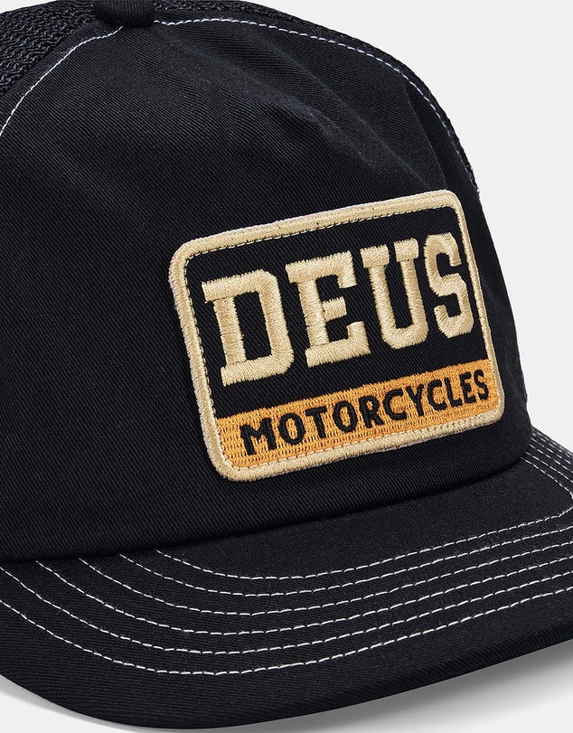 Deus Ex Machina - Malden Trucker