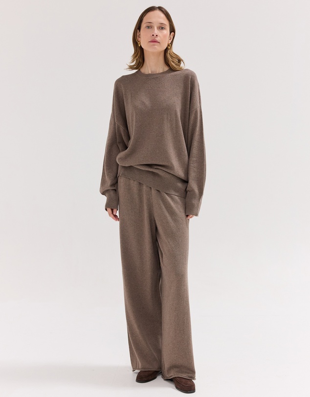 Cloth & Co. - The Travel Pants Driftwood
