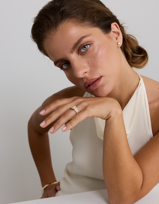 Michael Hill - 0.85 Carat TW Cushion-Shaped Diamond Cluster Ring in 10kt Yellow Gold