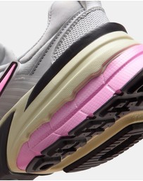 Nike - V2K Run - Women's