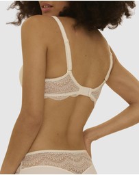 Simone Perele - Karma 3D Contour