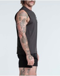 Vacancy Co - Life on the Rocks Tank