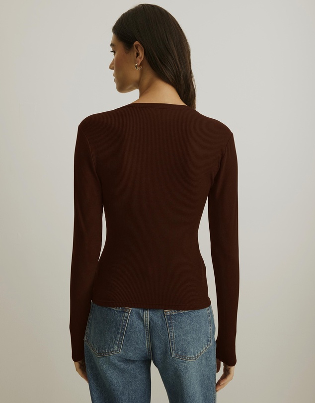 Atmos&Here - Long Sleeve V-Neck Tee
