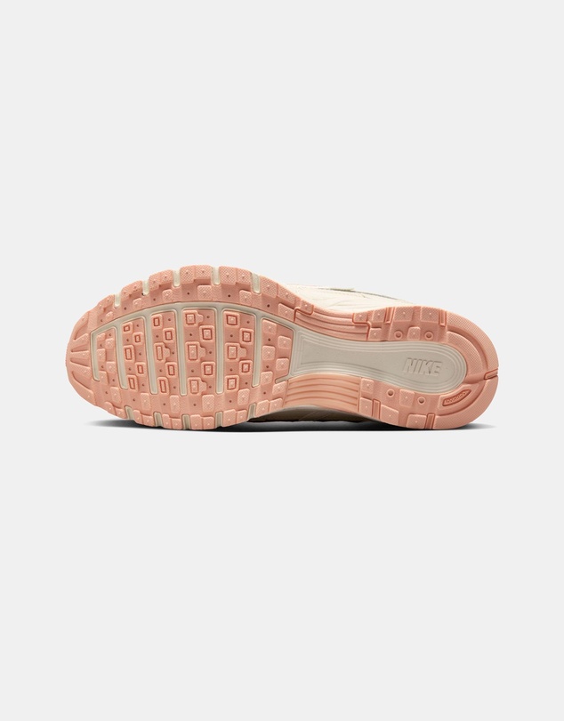 Nike - Nike P-6000 - Women's