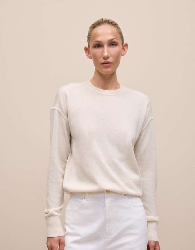 Trenery - Merino Cashmere Forward Shoulder Seam Crew in Oat