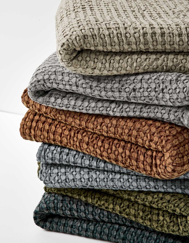 Aura Home - Waffle Throw