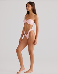 Vacay Swimwear - Positano Top Marshmallow