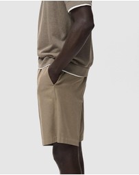 M.N.G - Bennio Bermuda Shorts