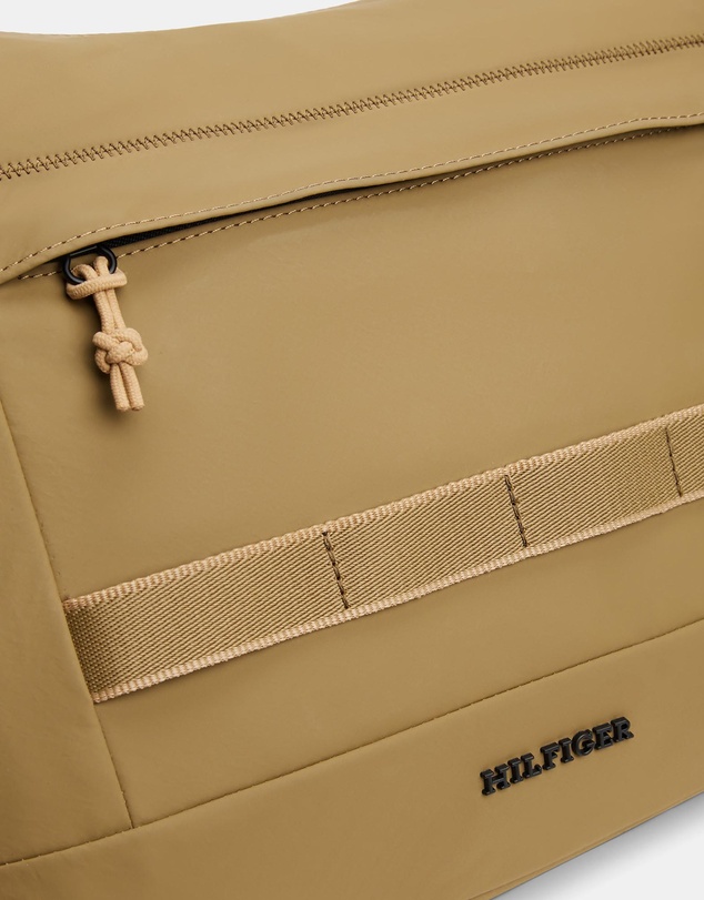 Tommy Hilfiger - Colour Messenger Bag