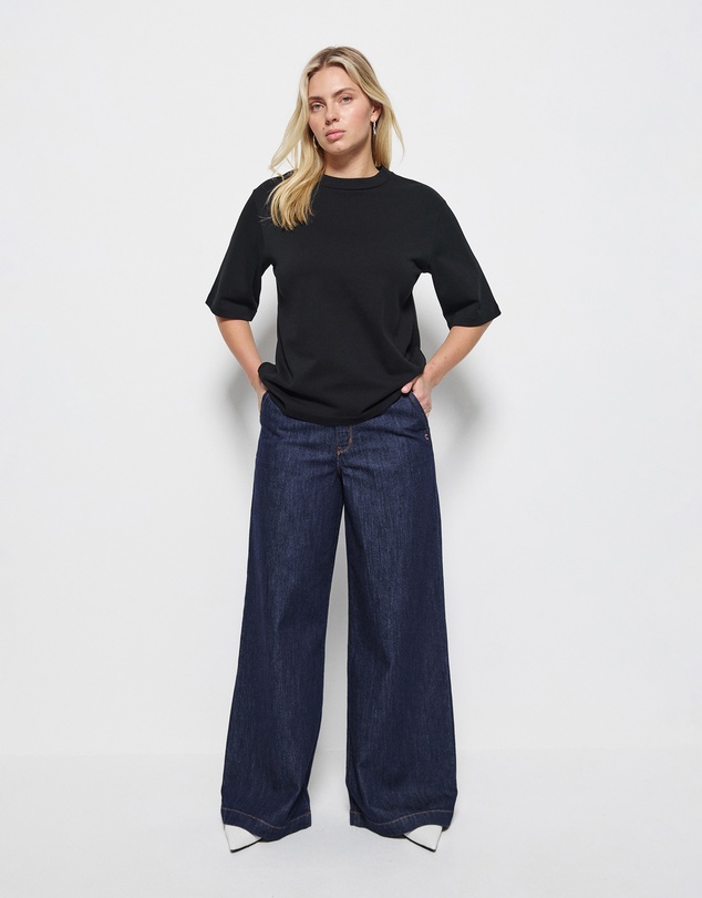 Commonry - Modern Tee