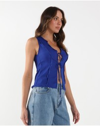 Lost in Lunar  - Nicola Top