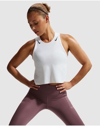 Nike - Nike Swift High-Waisted 7/8 Running Leggings With Pockets