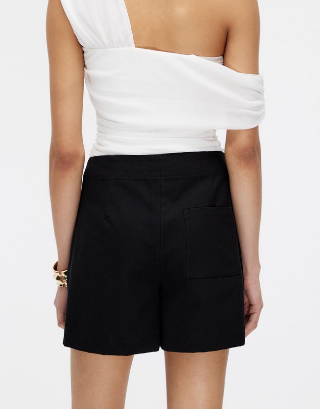 Minima Esenciales - Sonnet Tailored Short