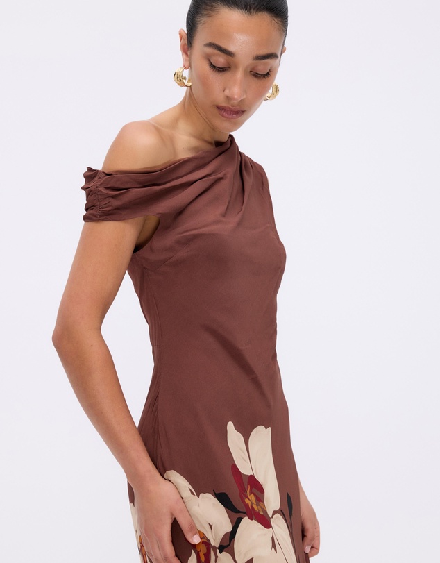 Minima Esenciales - Isla Off Shoulder Midi Dress