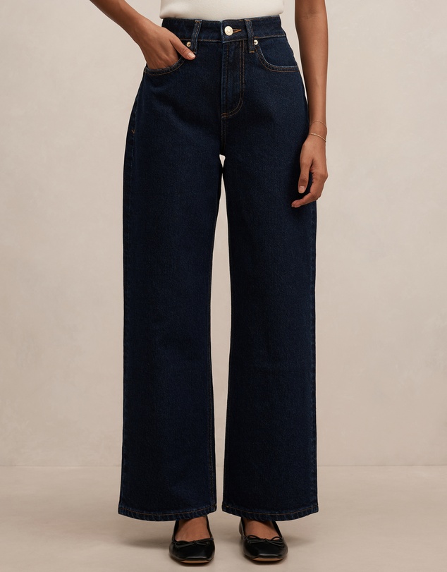 Forever New Petite - Nicki Petite Mid Rise Straight Leg Jeans