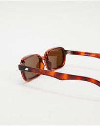 Le Specs - Pilferer