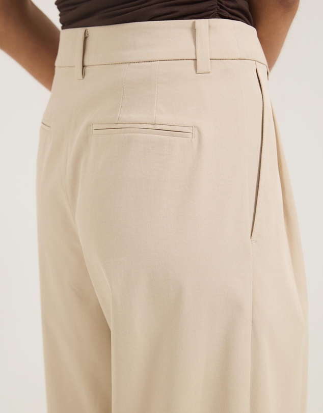 Atmos&Here - Ava Tailored Pleat Front Barrel Pants