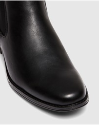 Uncut - Canterbury Dress Boots