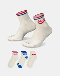 Nike - Nike Everyday Plus Ankle Socks (3 Pairs)