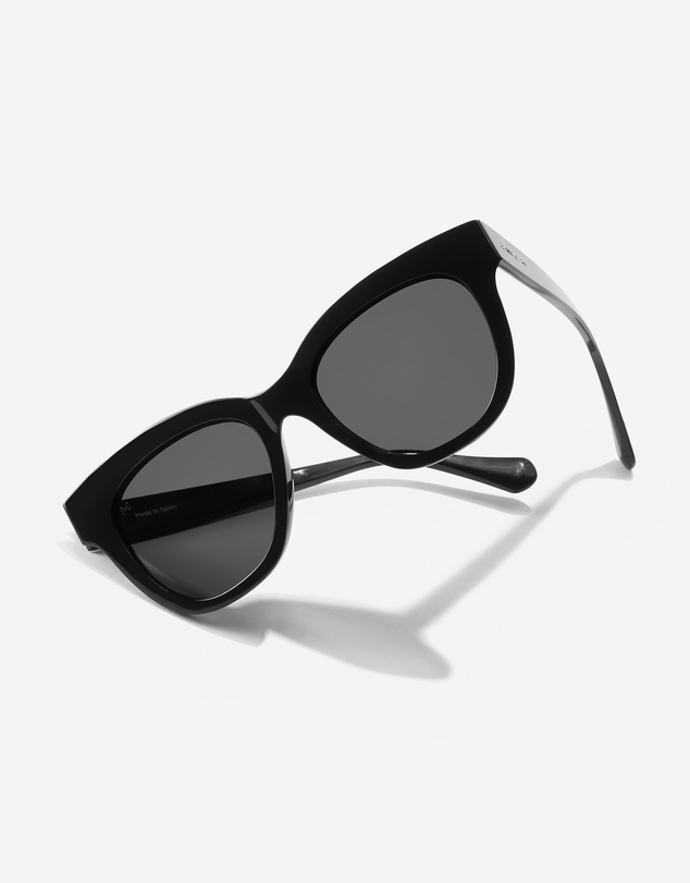 Hawkers Co - HAWKERS - Polarized Black AUDREY RAW Sunglasses for Men and Women UV400